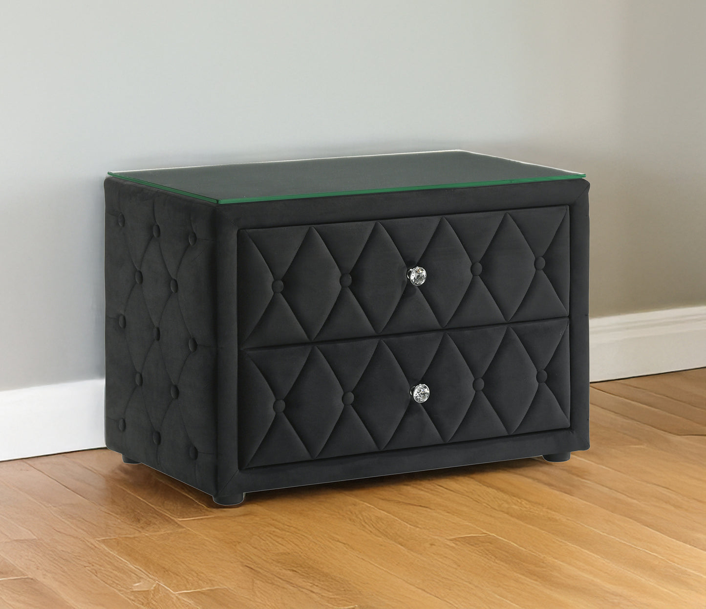 Velvoria Luxe Chest – Diamond-Tufted Velvet Nightstand with Glass Top & Spacious Drawers