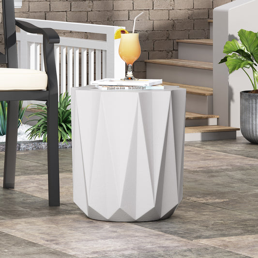 Avya Concrete Side Table – Lightweight Outdoor Piece in Natural Grey Tone